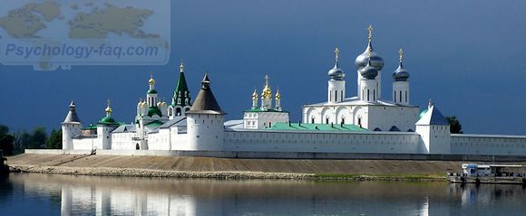 Стоит ли уходить в монастырь